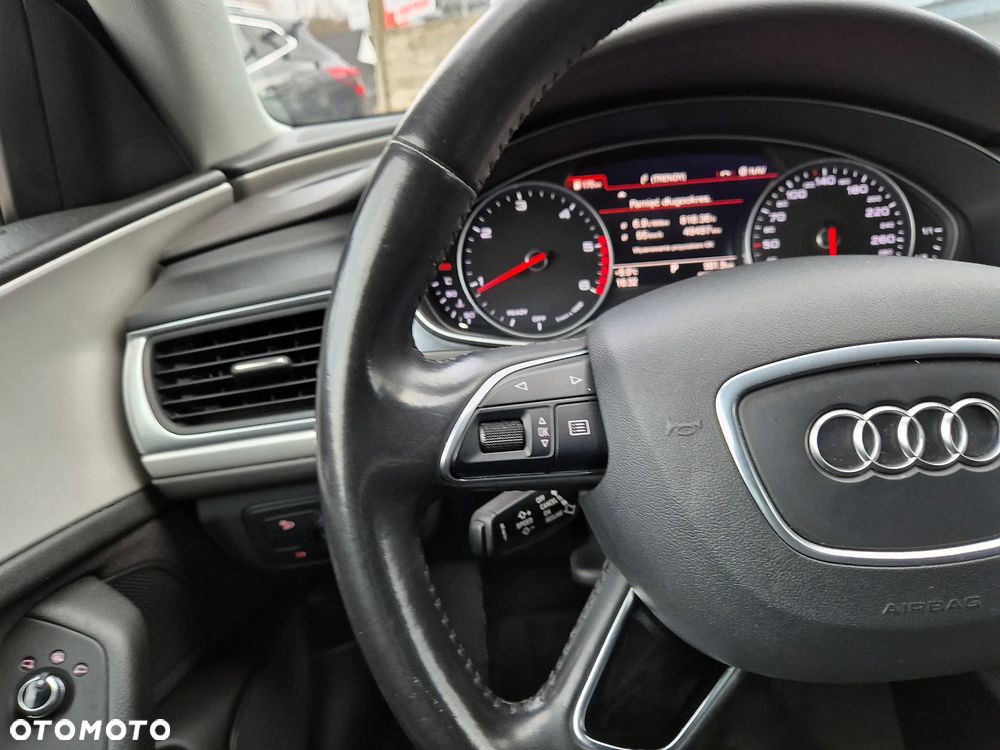 Audi A4 Avant 2.0 TDI DPF multitronic S line Sportpaket - 24