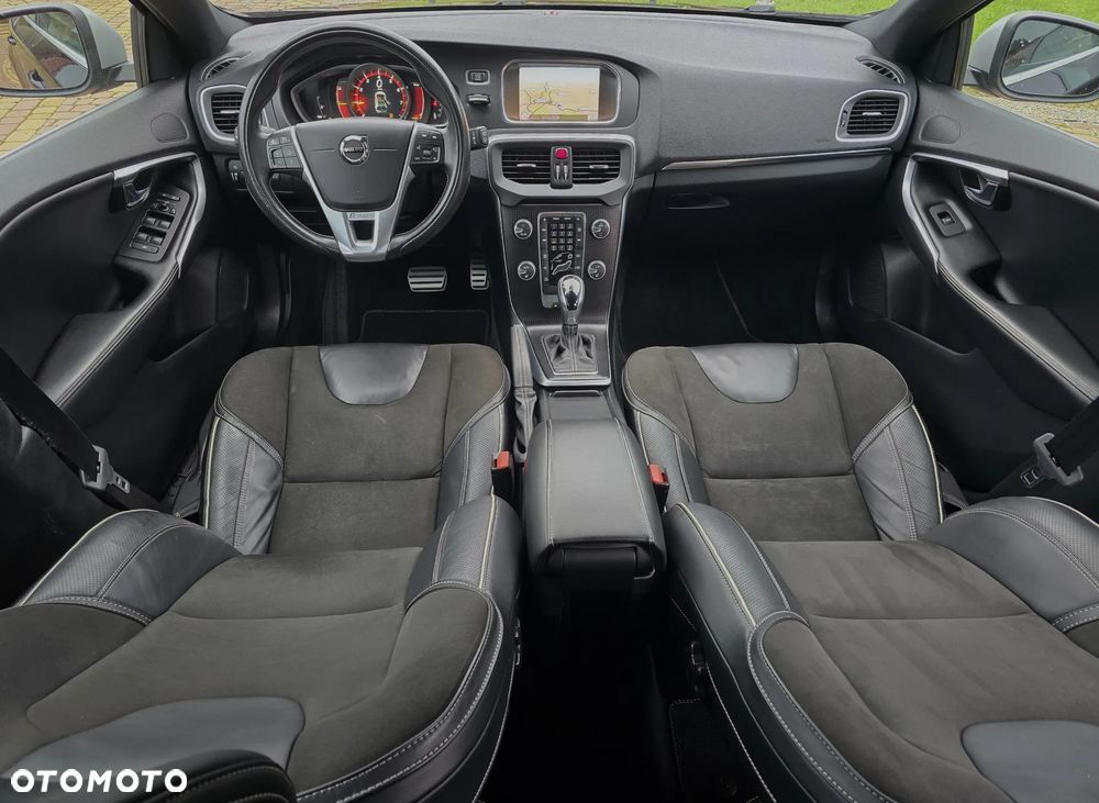 Volvo V40 T4 Drive-E R-Design Momentum - 16