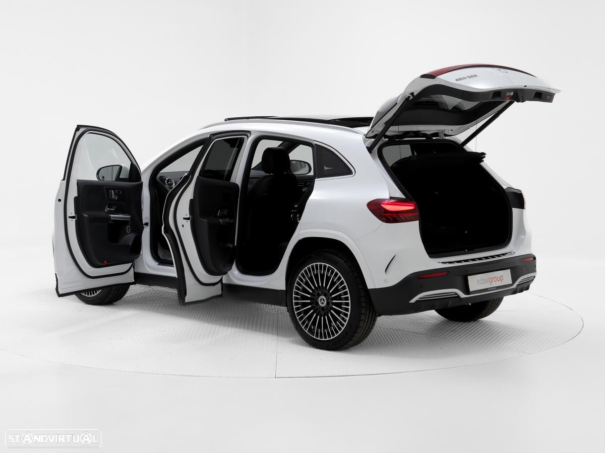 Mercedes-Benz EQA 300 4Matic AMG Line - 5