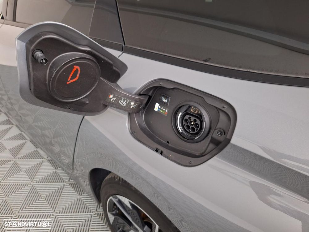 Peugeot 308 SW 1.6 Hybrid Allure e-EAT8 - 14