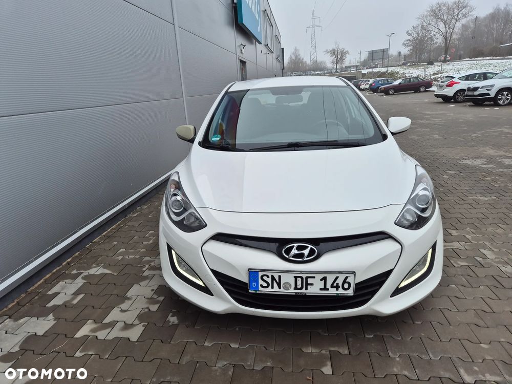 Hyundai i30 1.4 YES - 17