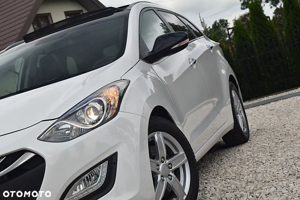 Hyundai i30 1.6 D Premium - 2