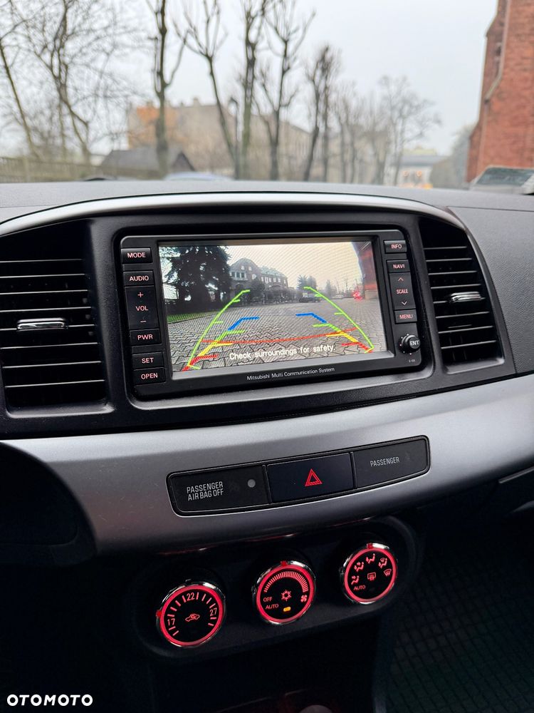 Mitsubishi Lancer - 7