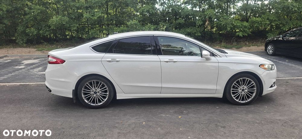 Ford Fusion - 5