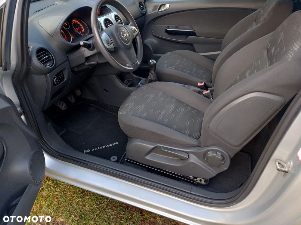 Opel Corsa 1.2 16V Color Edition - 15