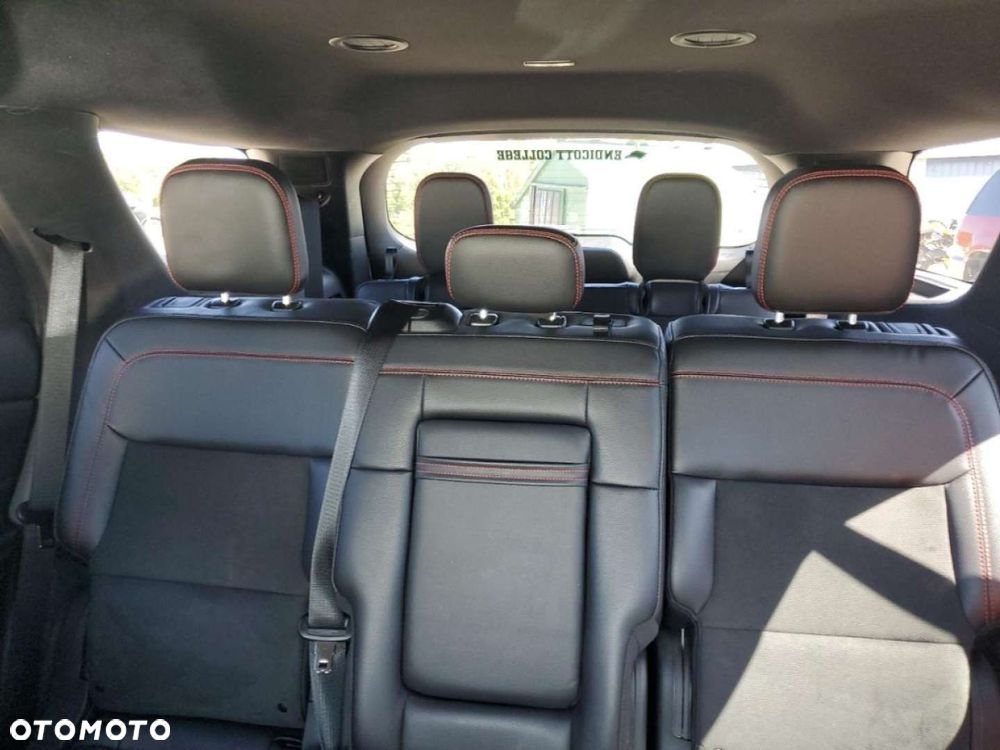 Ford Explorer - 11