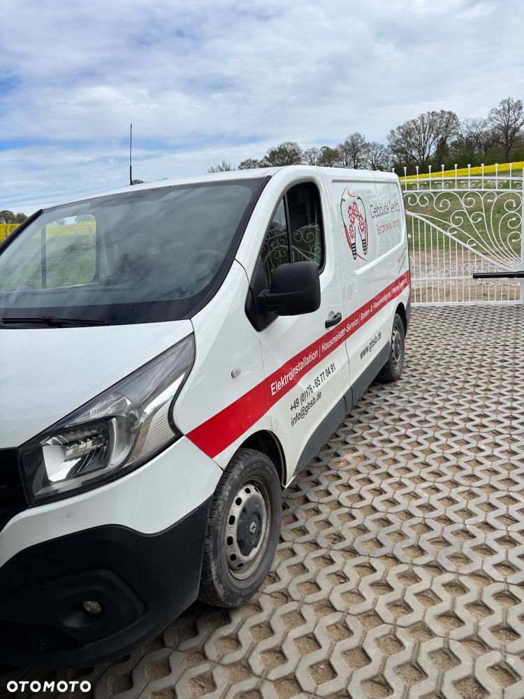 Renault Trafic - 12