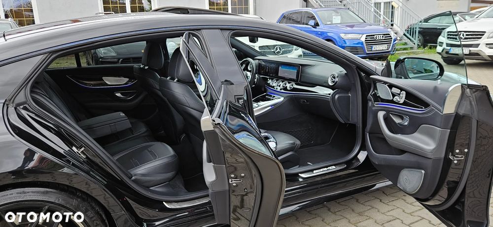 Mercedes-Benz AMG GT 43 4-Matic+ - 14