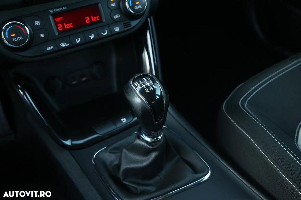 Kia Ceed 1.6 GDI Dream-Team Edition - 28