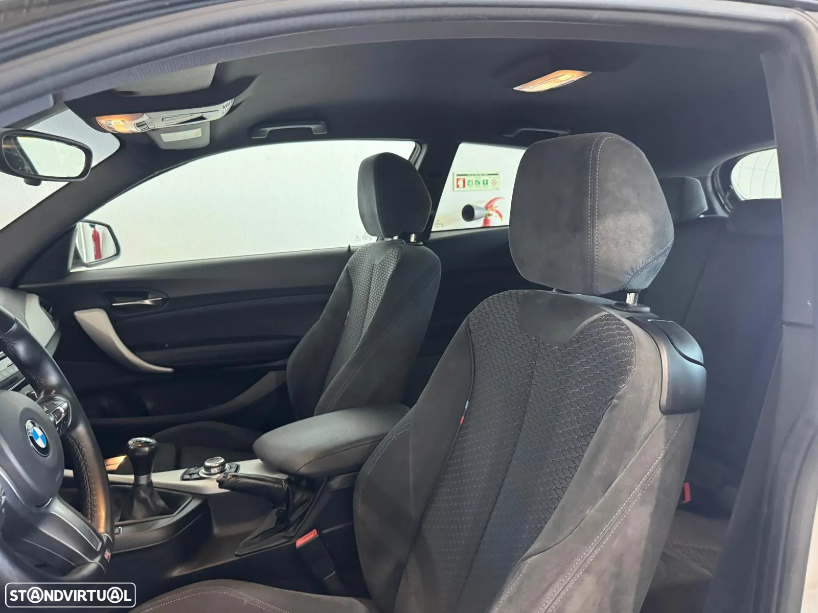 BMW 118 i Pack M - 14