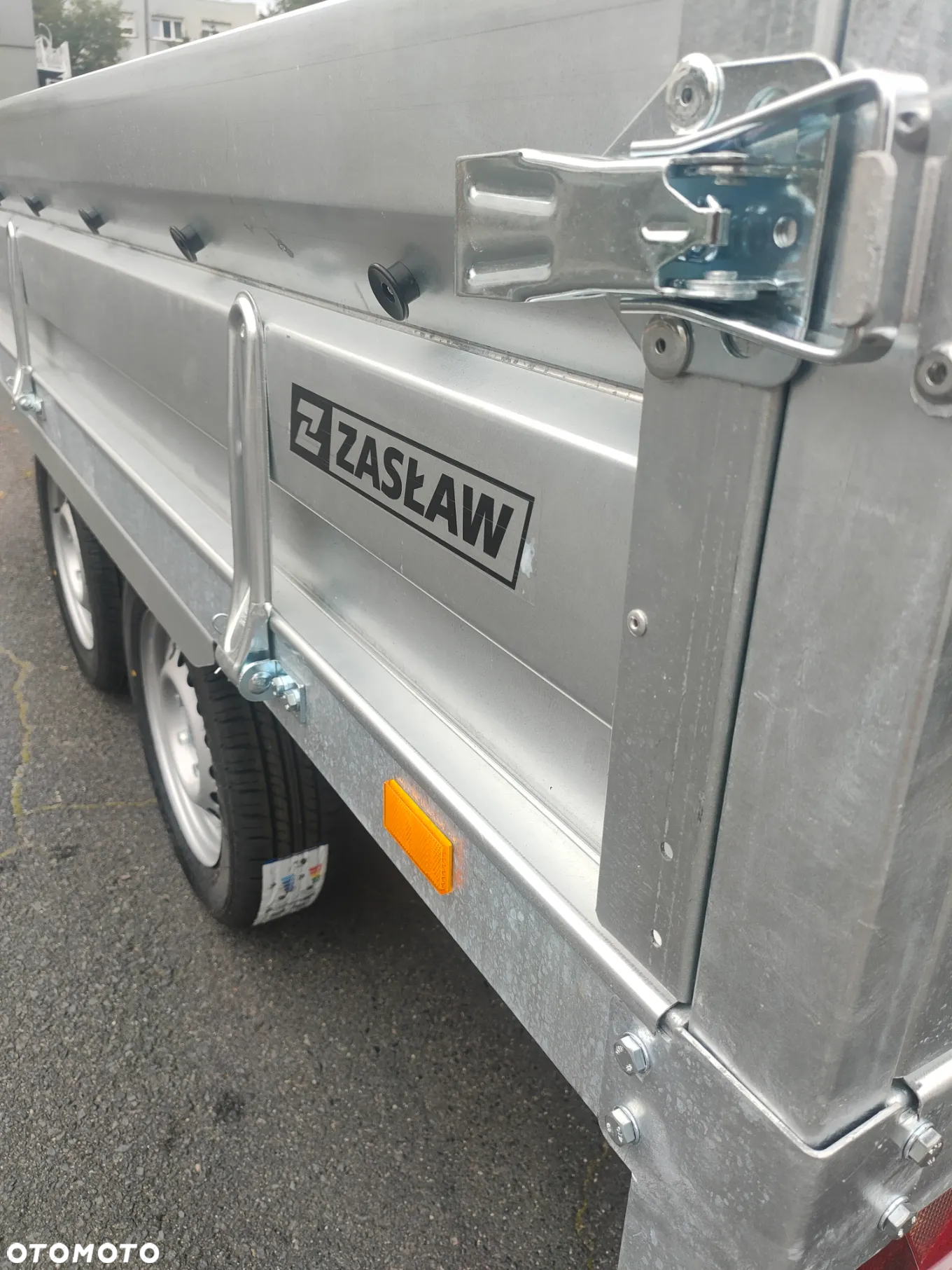 Zaslaw HL300T - 8