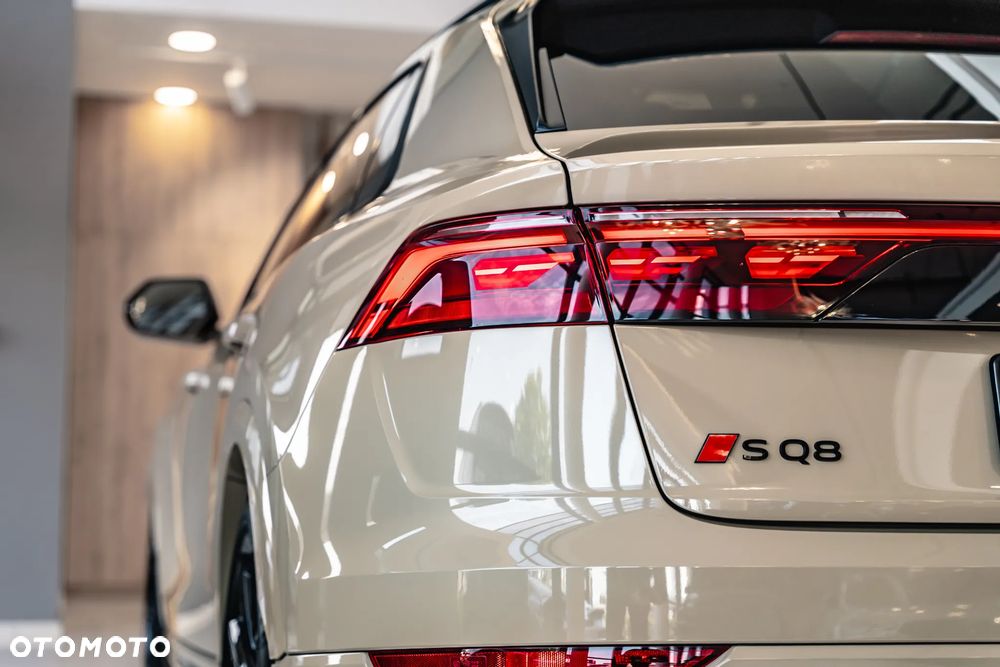Audi SQ8 - 6