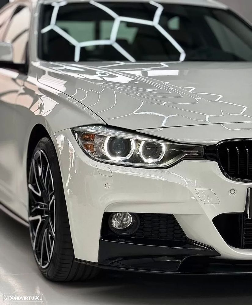 BMW 320 - 13