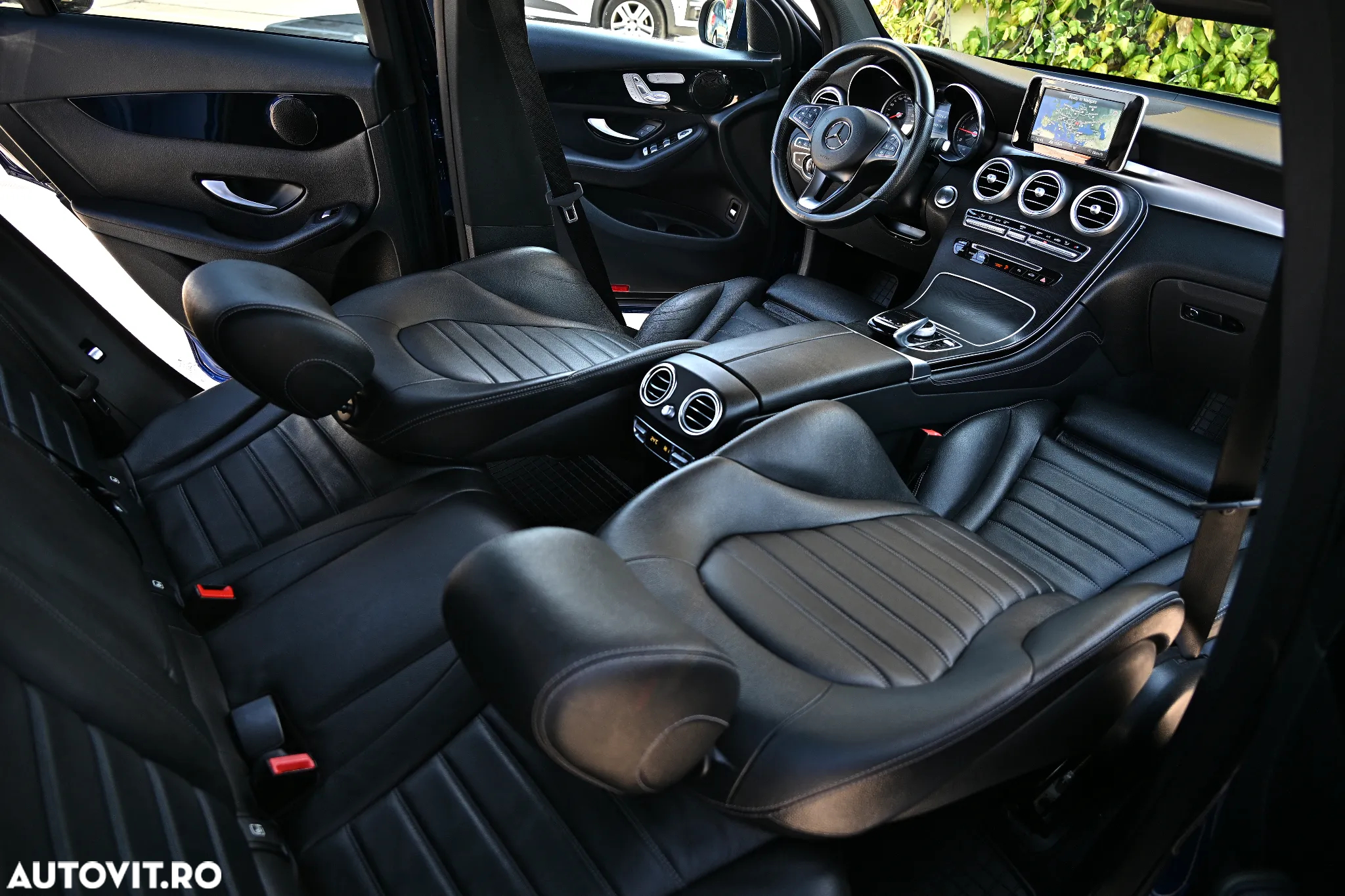Mercedes-Benz GLC 250 d 4Matic 9G-TRONIC - 29