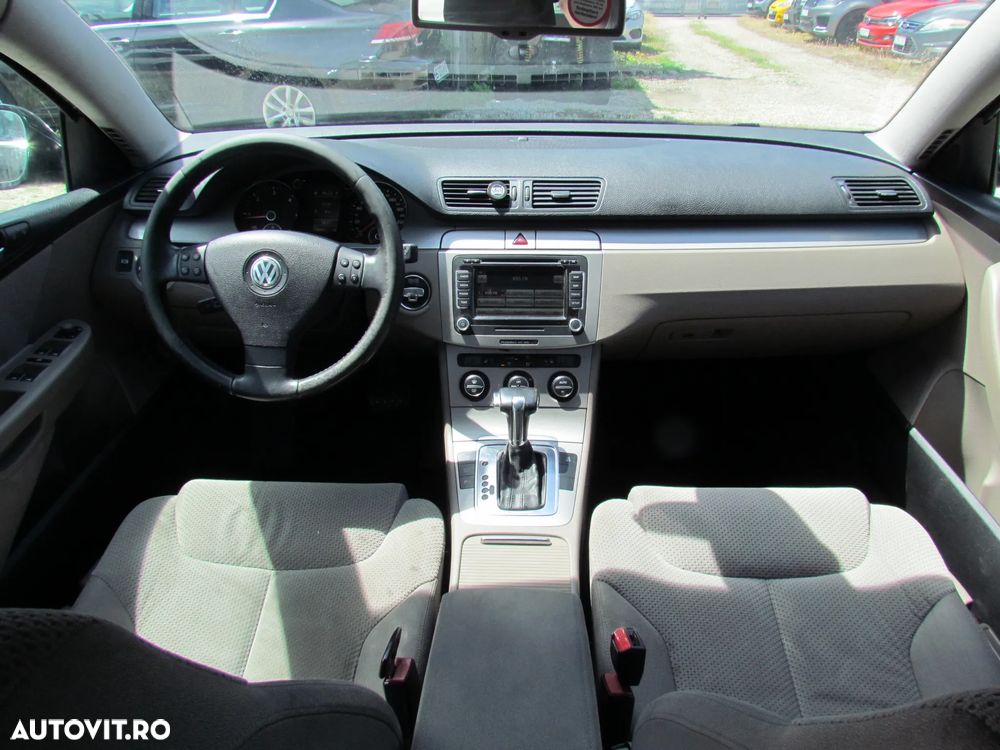 Volkswagen Passat 2.0 TDI DPF DSG Comfortline - 6
