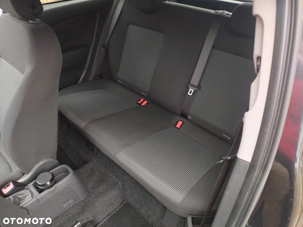 Opel Corsa 1.2 16V Color Edition - 16