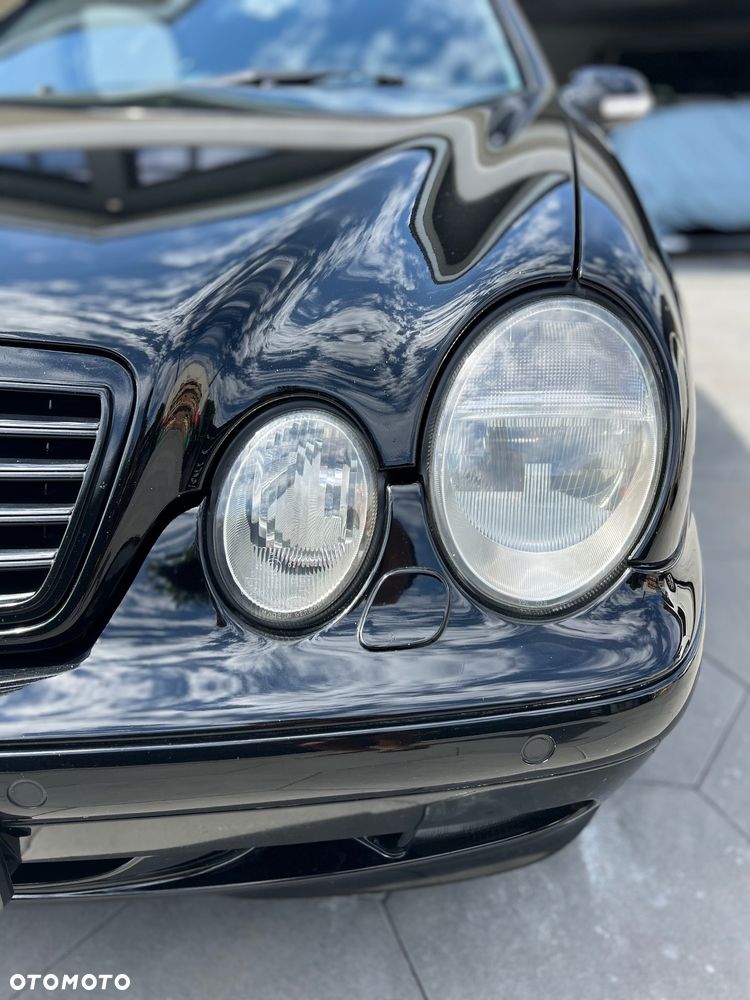 Mercedes-Benz CLK - 17