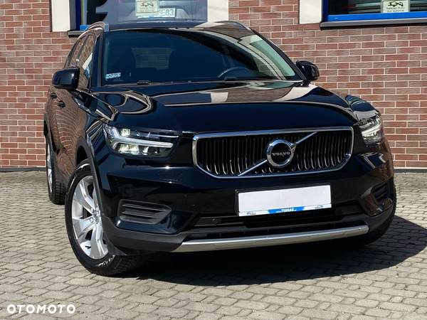 Volvo XC 40 T3 Momentum Pro