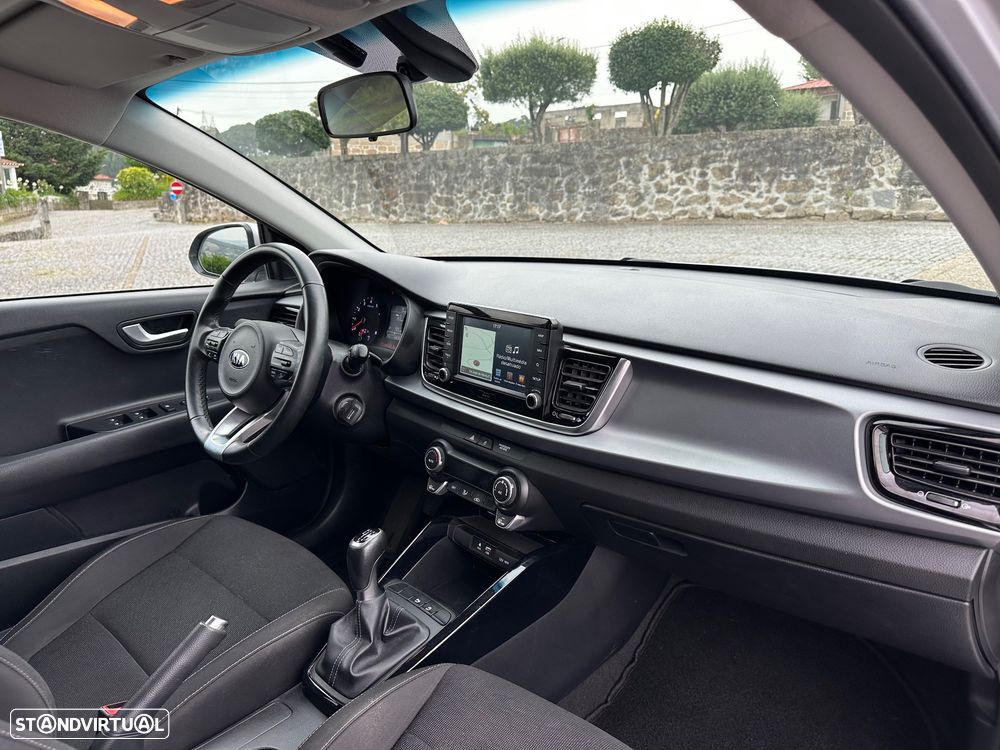 Kia Rio 1.2 CVVT Urban - 29