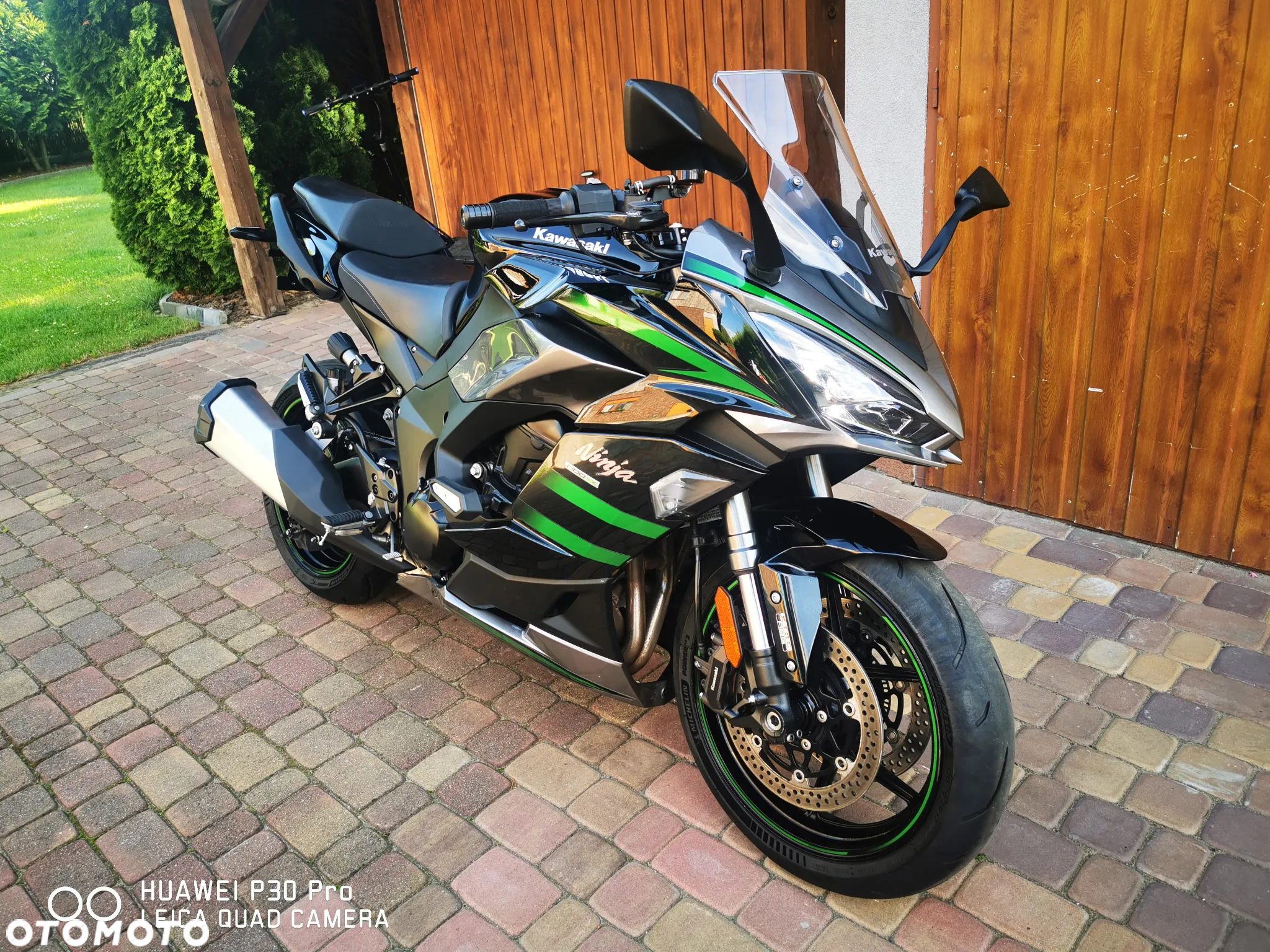 Kawasaki Ninja 1000 SX - 6