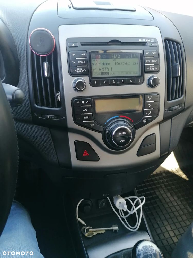 Hyundai i30 i30cw 2.0 Premium - 4