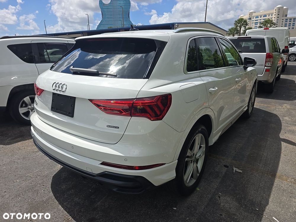 Audi Q3 45 TFSI Quattro S tronic S line - 4