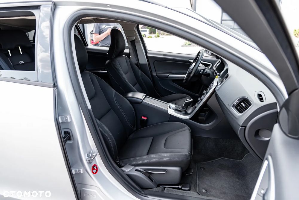 Volvo V60 D2 Drive-E Ocean Race - 21