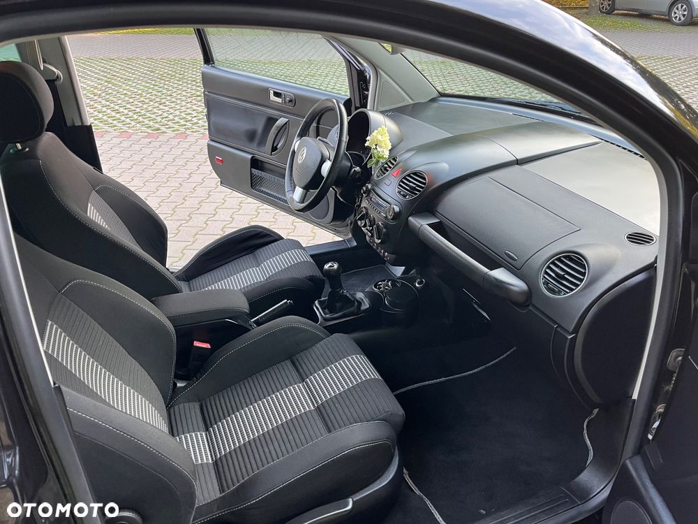 Volkswagen New Beetle 1.4 United - 11