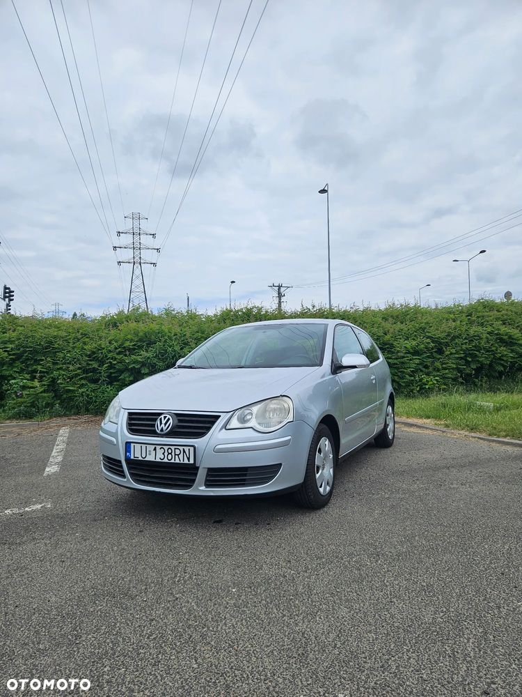 Volkswagen Polo 1.4 16V Comfortline - 1