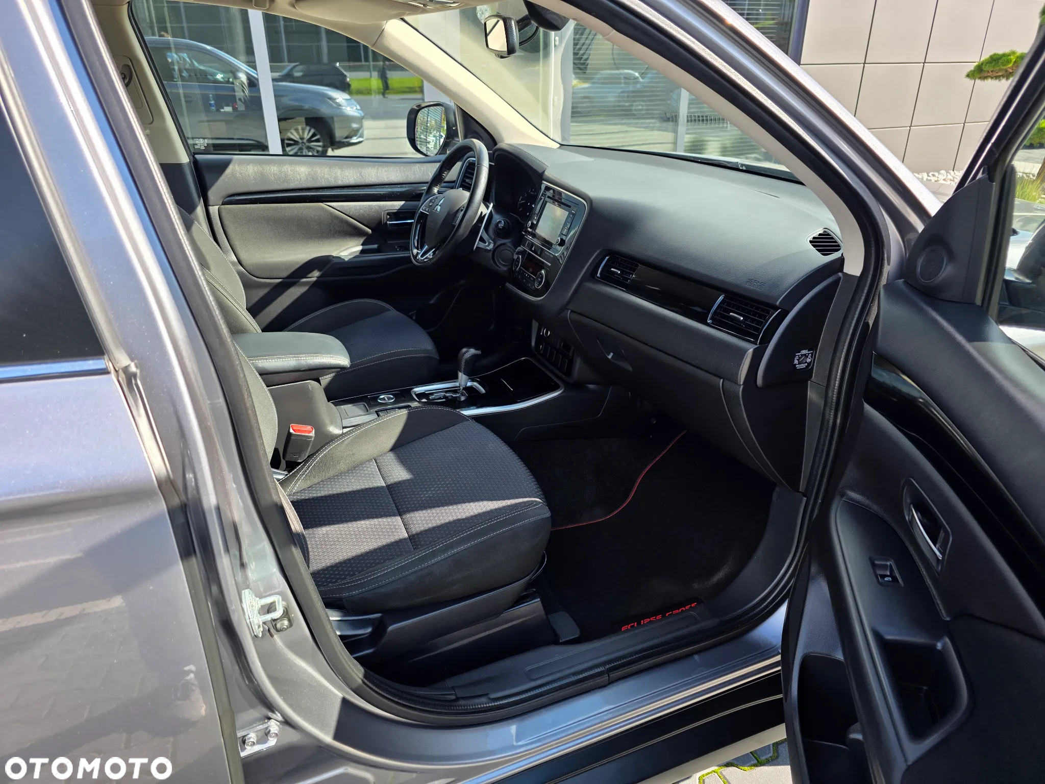 Mitsubishi Outlander 2.0 Intense + SDA 4WD CVT - 13