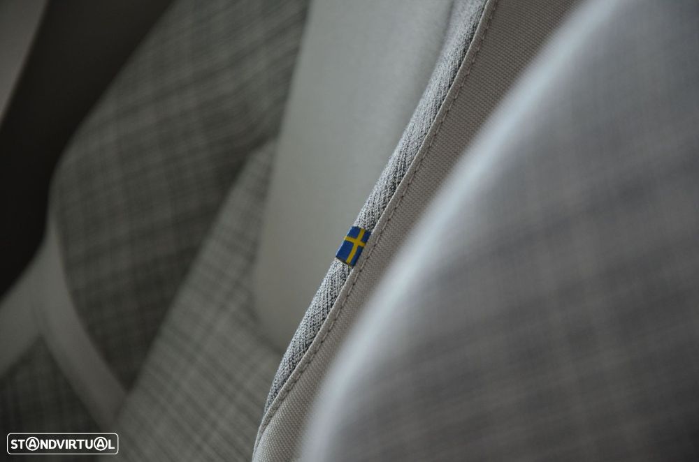 Volvo V60 2.0 T6 AWD TE Core - 15