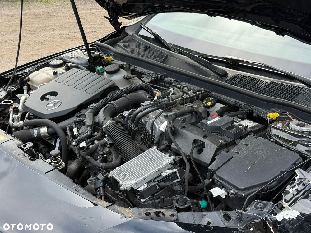 Mercedes-Benz Klasa A 250 E AMG Line 8G-DCT - 11