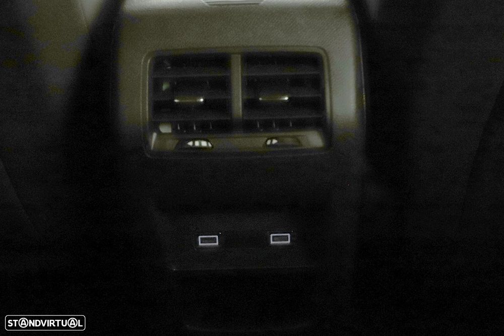 Peugeot 308 1.6 Hybrid Allure Pack e-EAT8 - 19