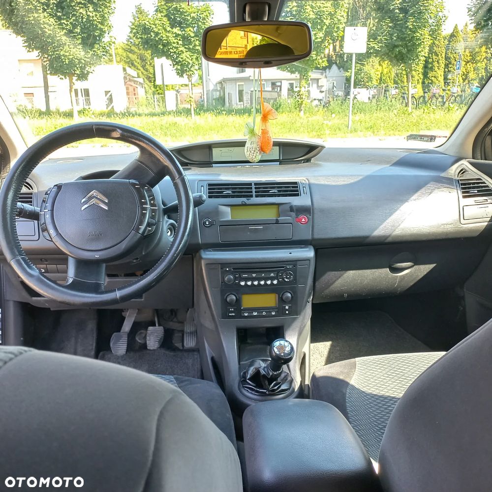 Citroën C4 1.6 16V Exclusive - 6