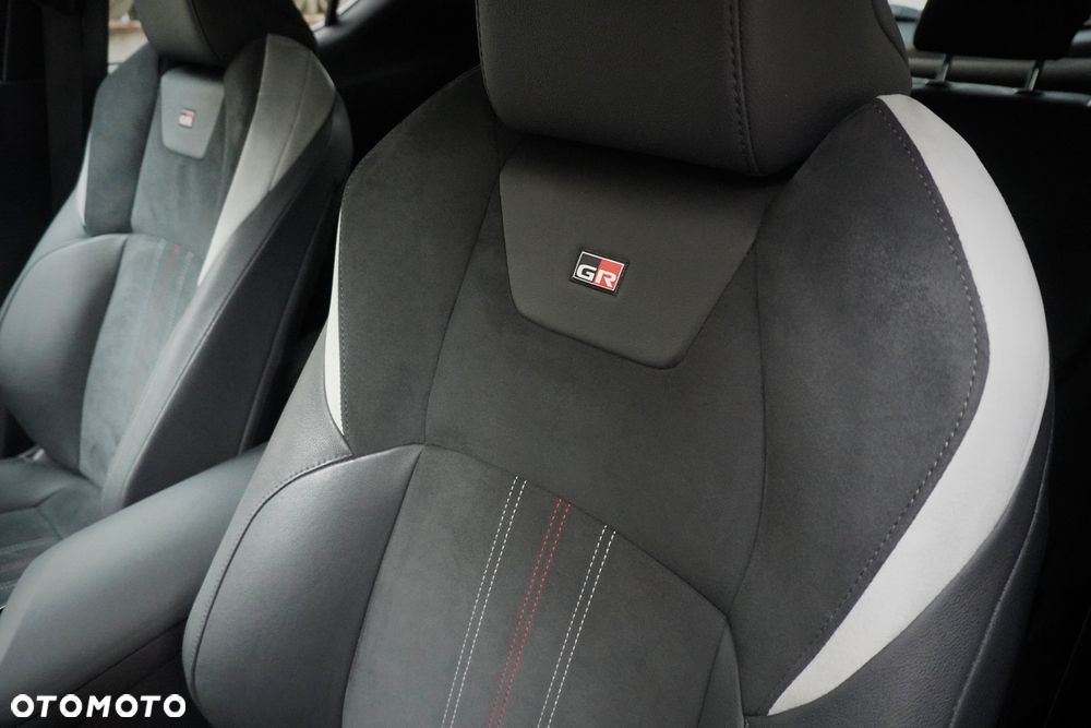 Toyota C-HR 2.0 GR Sport - 10