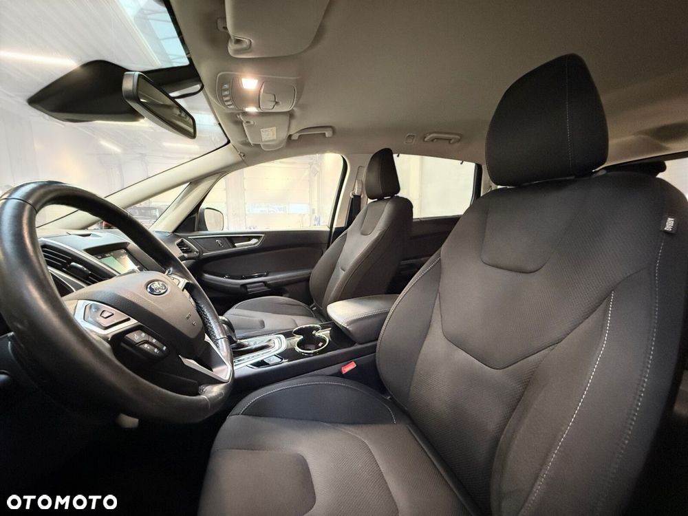 Ford S-Max 2.0 TDCi 4WD Titanium PowerShift - 21