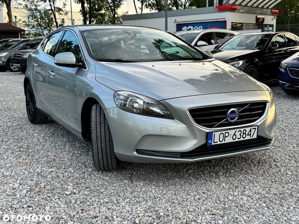 Volvo V40 D2 Momentum - 11