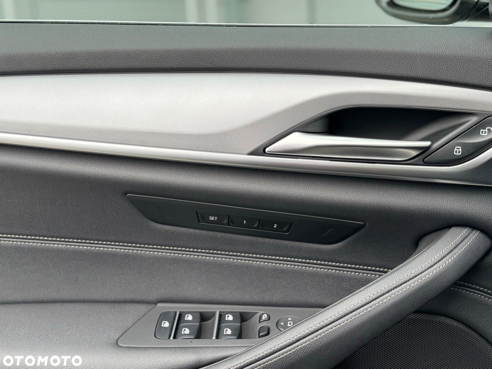 BMW Seria 5 - 13