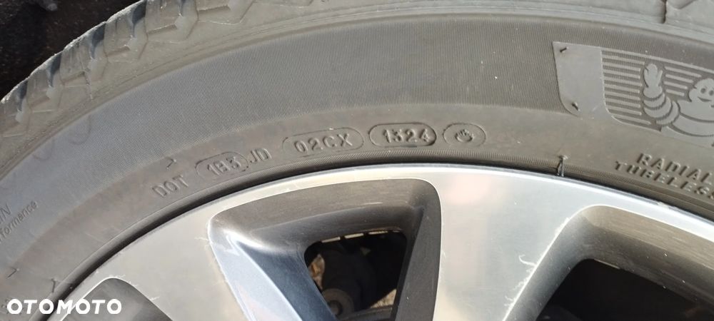 Chrysler Pacifica - 10