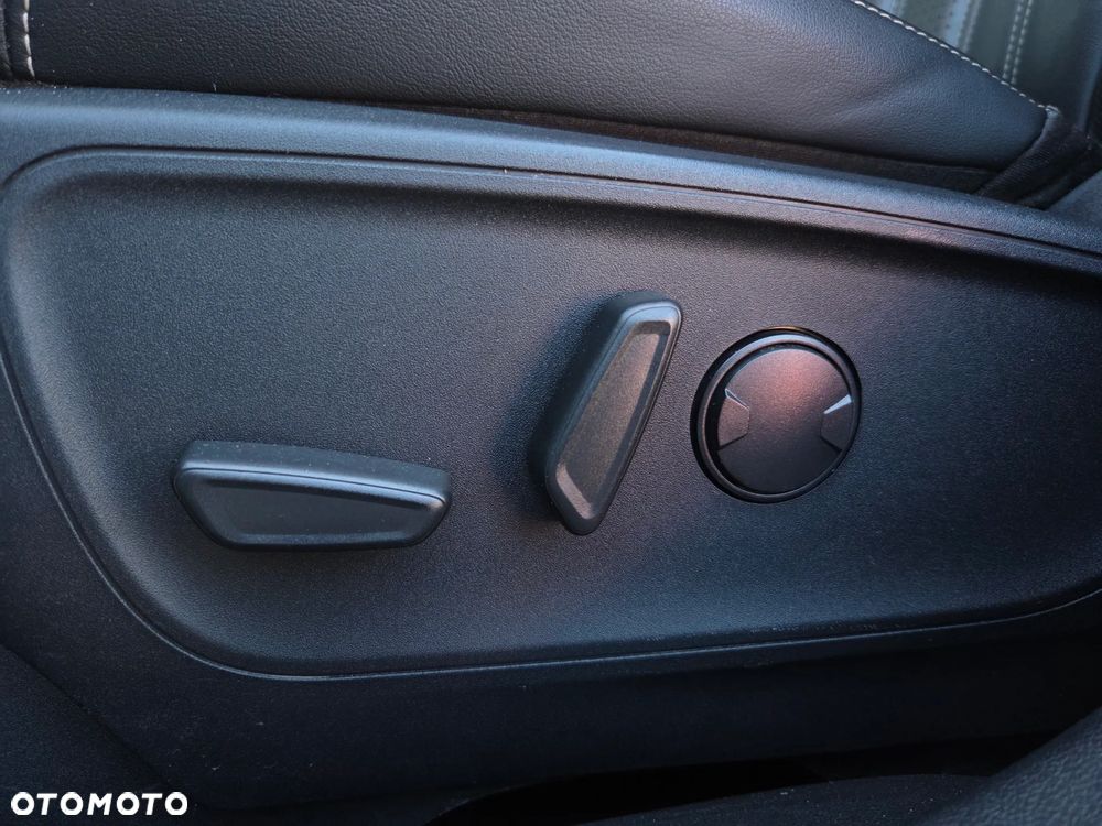 Ford Kuga 2.0 EcoBlue 4x4 VIGNALE - 37