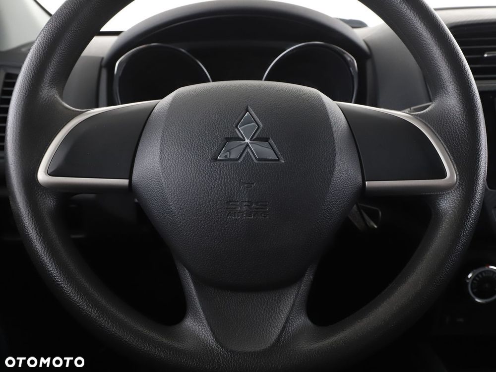 Mitsubishi ASX - 19