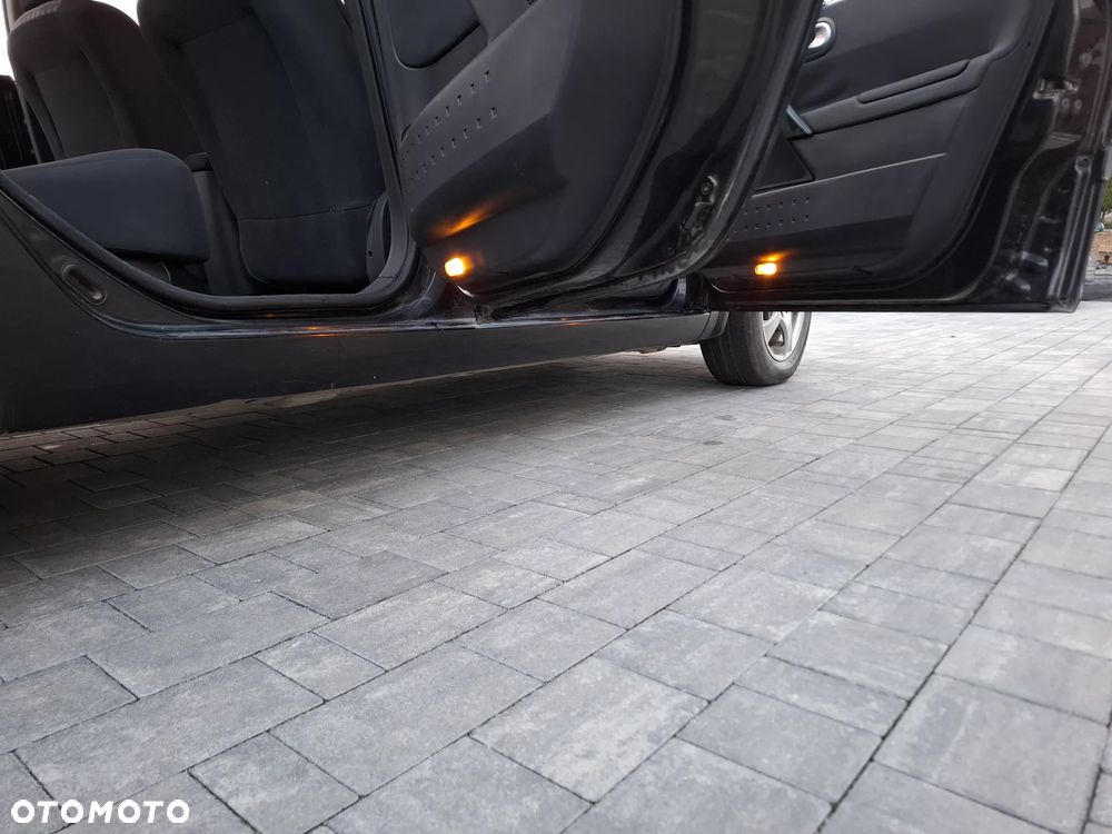 Renault Megane 1.9 dCi Expression - 4