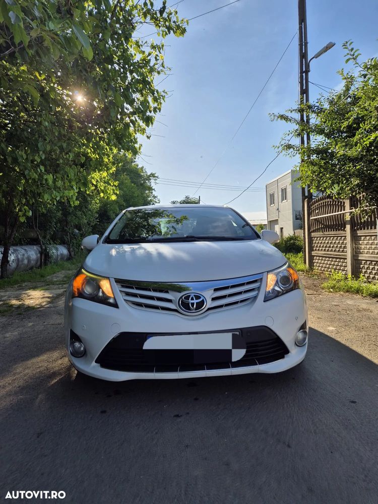 Toyota Avensis 2.2 D-CAT Luxury Aut. (consola argintie) - 1