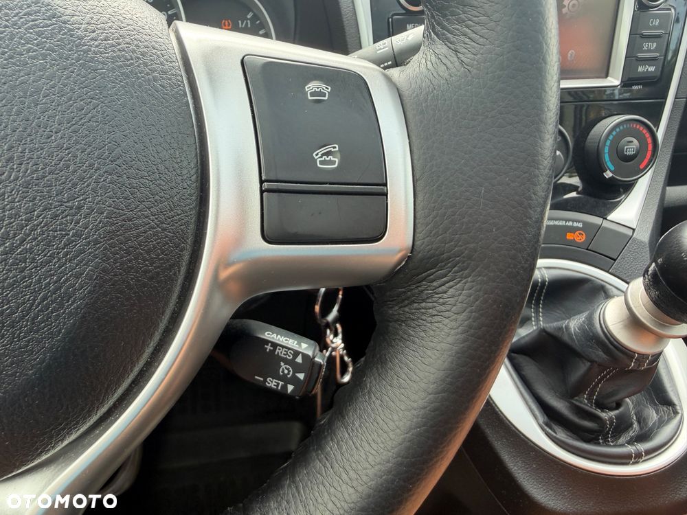 Toyota Verso S 1.33 Premium - 19