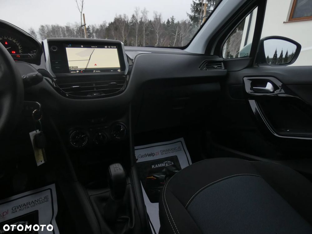 Peugeot 208 1.2 PureTech Active - 37