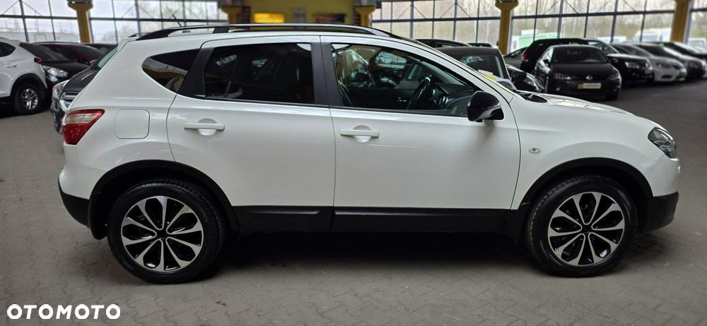 Nissan Qashqai+2 - 9