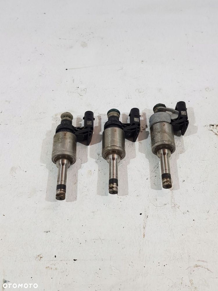 wtryskiwacz paliwa 04e906036r vw audi skoda seat 1.0 tsi chz komplet - 2