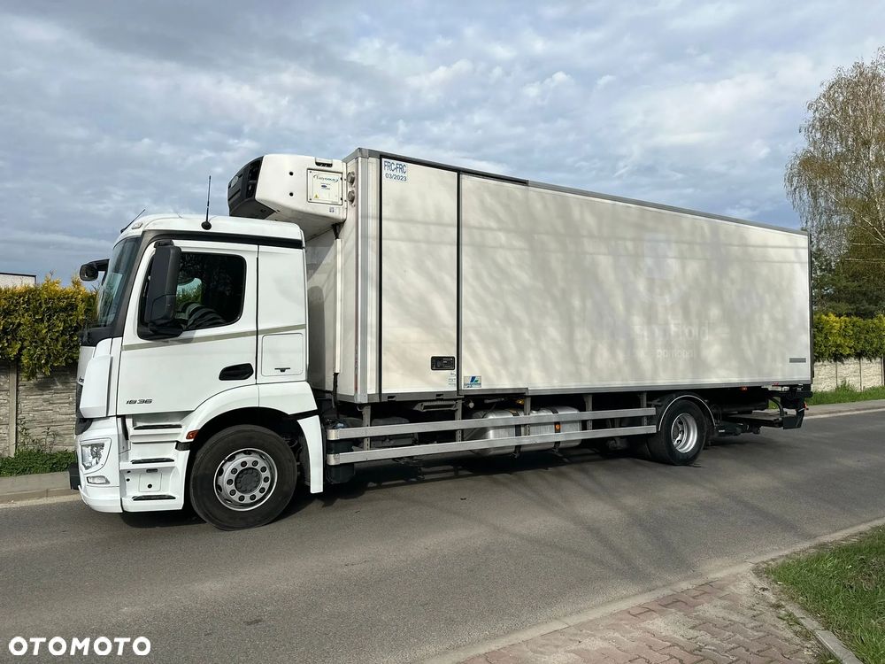 Mercedes-Benz Actros - 3