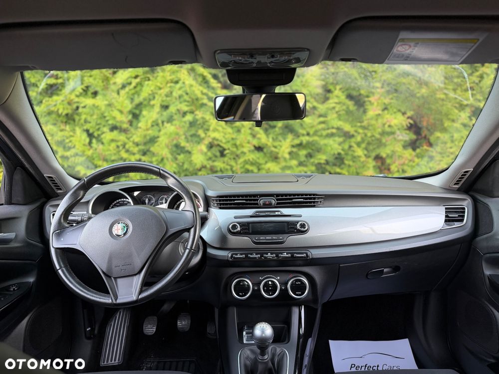 Alfa Romeo Giulietta 1.4 TB 16V Business - 11