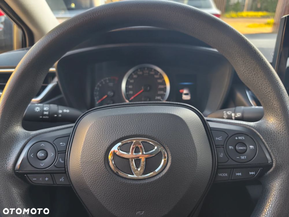 Toyota Corolla - 16